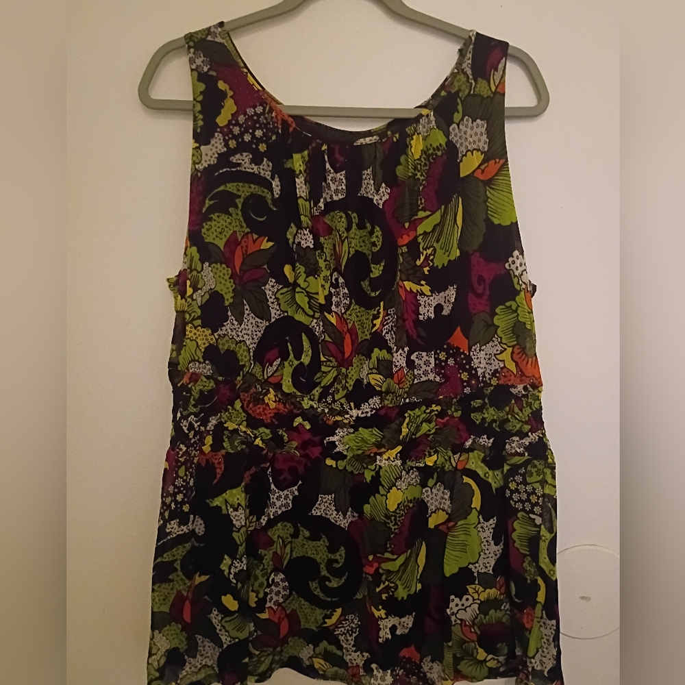 Madison Woman Women's Floral Peplum Mesh Lined Black‎ and Green Top Sz 2X